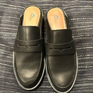 Brand new slide chunky loafers